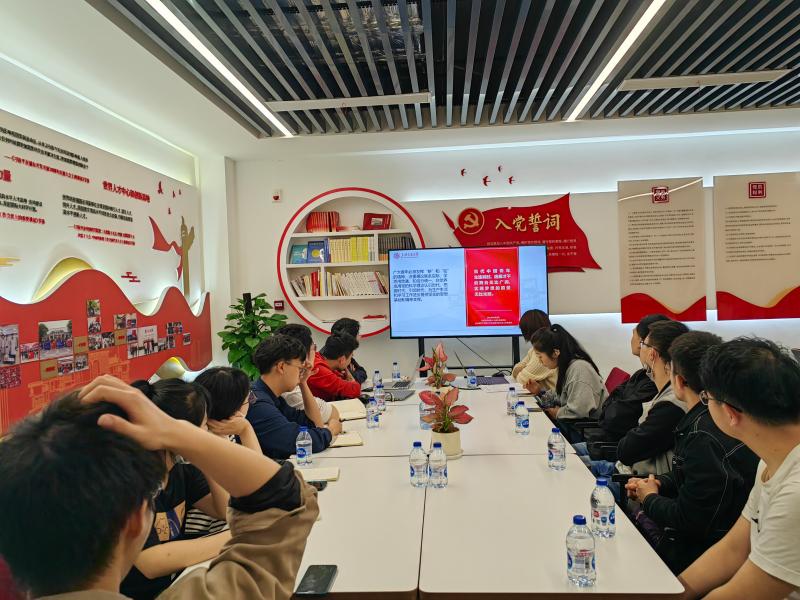 五四支部会议合照2.jpg
